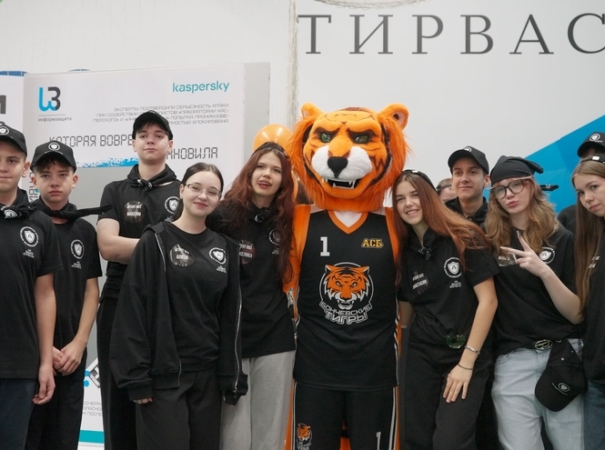 Кибербез для юных агентов: СПбГУТ на фестивале компании «ФосАгро»