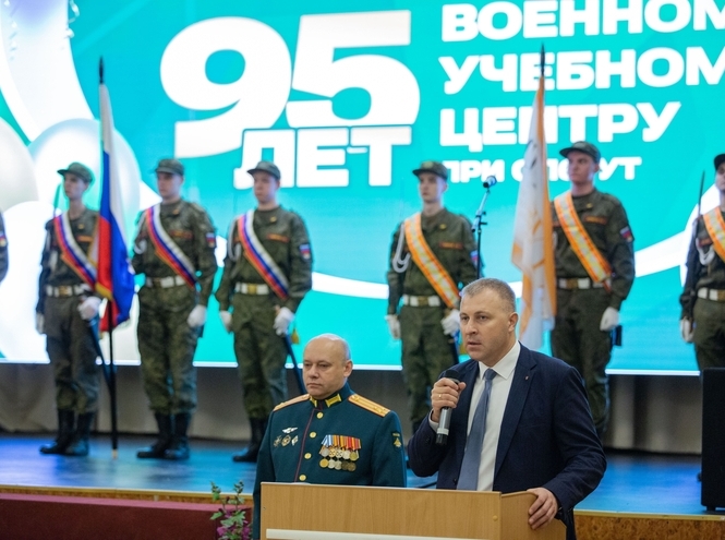 Военному учебному центру при СПбГУТ 95 лет