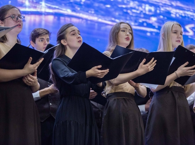 Военному учебному центру при СПбГУТ 95 лет