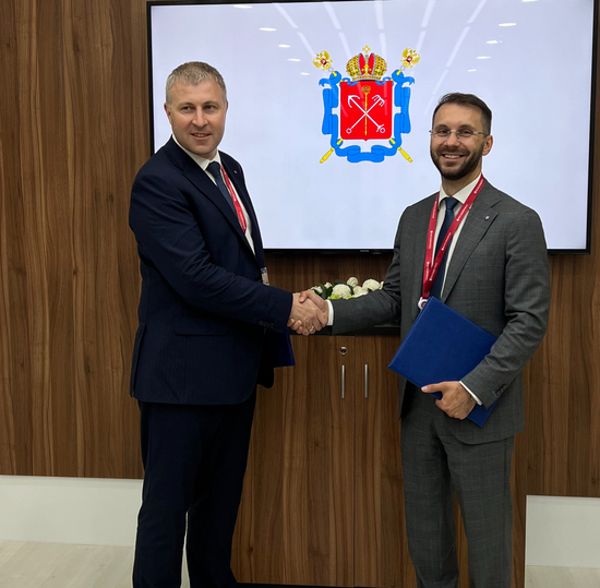 ПМЭФ-2025: СПбГУТ и Skyeng будут развивать образование в Петербурге