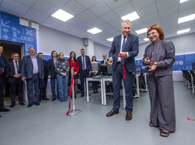 «Астра-лаборатория» в СПбГУТ станет сердцем ИТ-образования Санкт-Петербурга