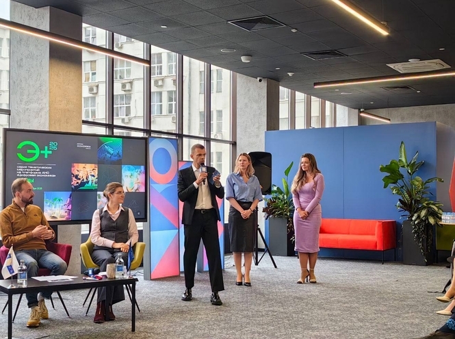 СПбГУТ принял участие в мероприятии «Э+вузы» для участников проекта «Цифровые кафедры»
