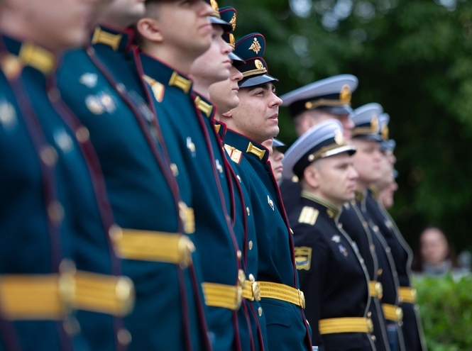 Состоялась церемония выпуска молодых офицеров военного учебного центра при СПбГУТ