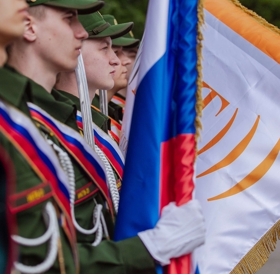 Состоялась церемония выпуска молодых офицеров военного учебного центра при СПбГУТ