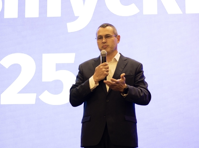 В Санкт-Петербургском колледже телекоммуникаций вручили дипломы выпускникам