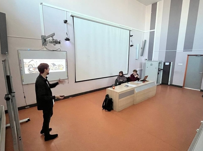 Выпускник СПбГУТ рассказал о своём карьерном пути младшим курсам