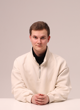 Серебренников Артем 